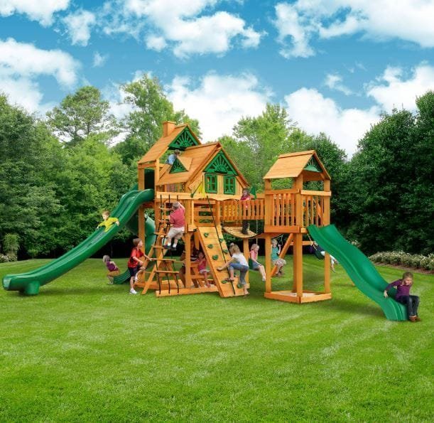 Gorilla Playsets Mountaineer Treehouse Swing Set